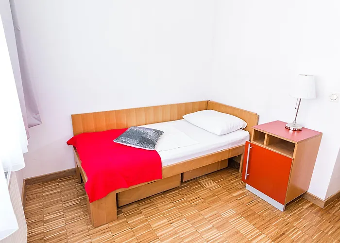 Korotan Hotel Viena